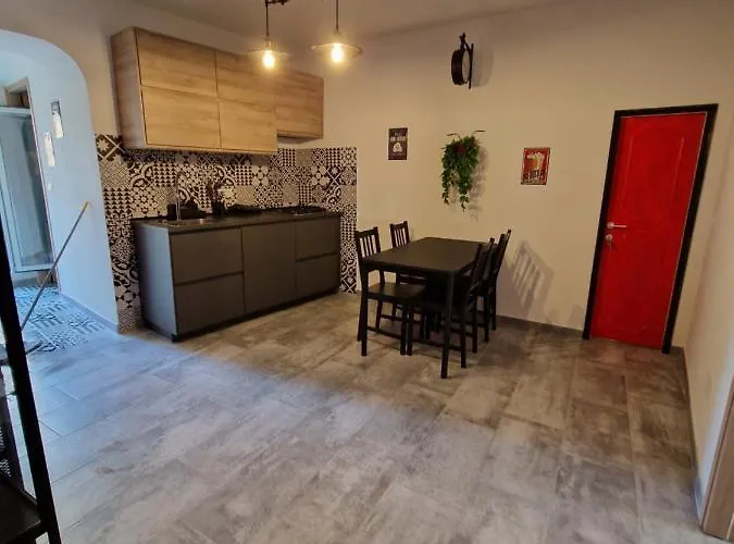 Er Paranco سارزانا